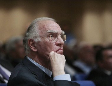 Β.Λεβέντης: «Ο Τσακαλώτος θέλει να φύγει για να γλιτώσει»